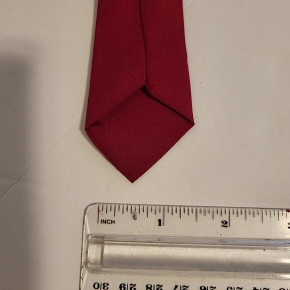 Men's Red Necktie - Picture 3 of 4